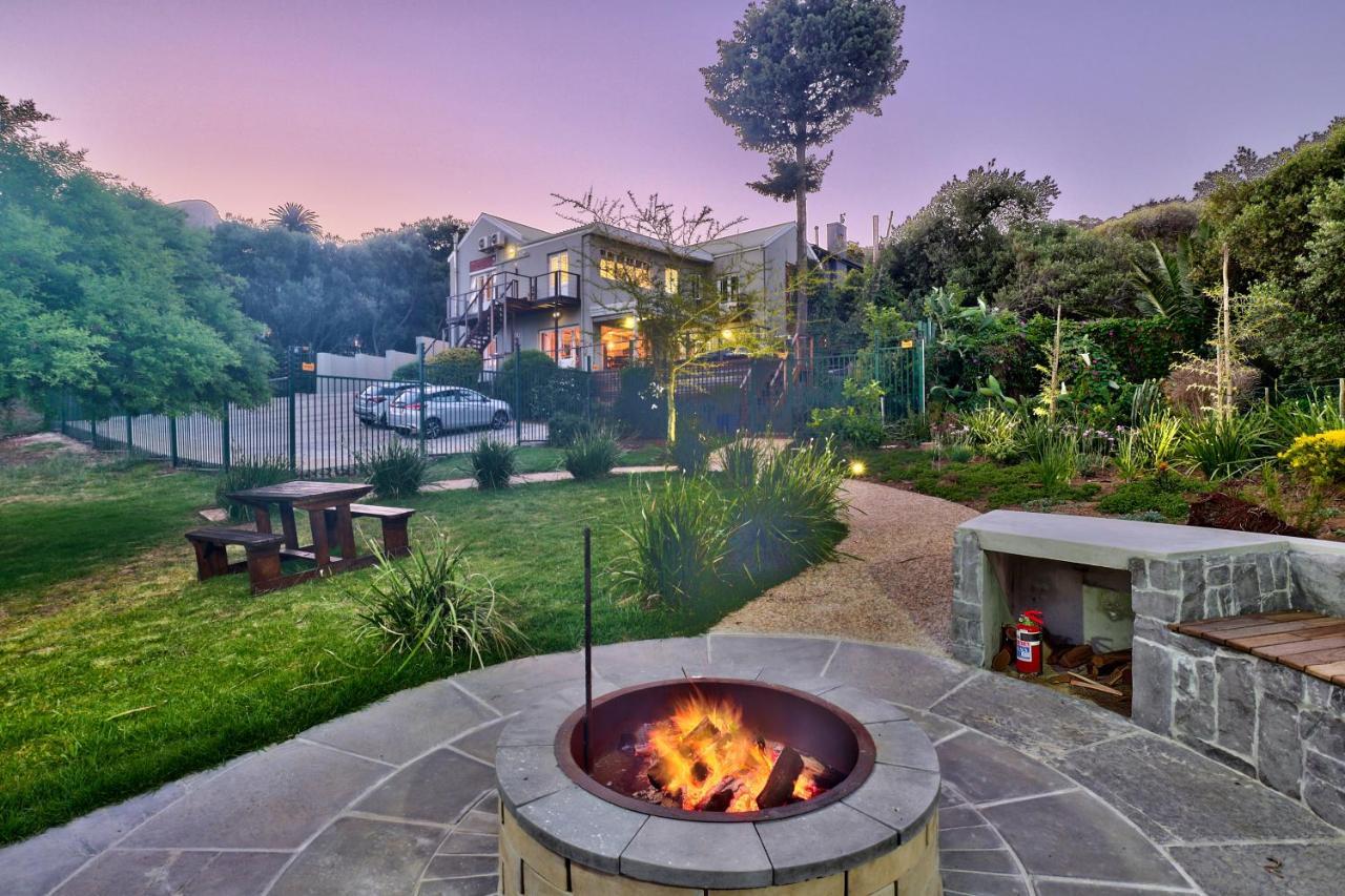 Devonport House Bed & Breakfast